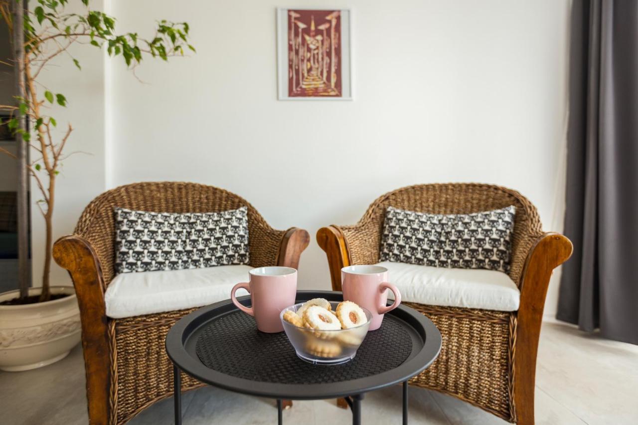 אומאג Apartaments Punta Relax מראה חיצוני תמונה