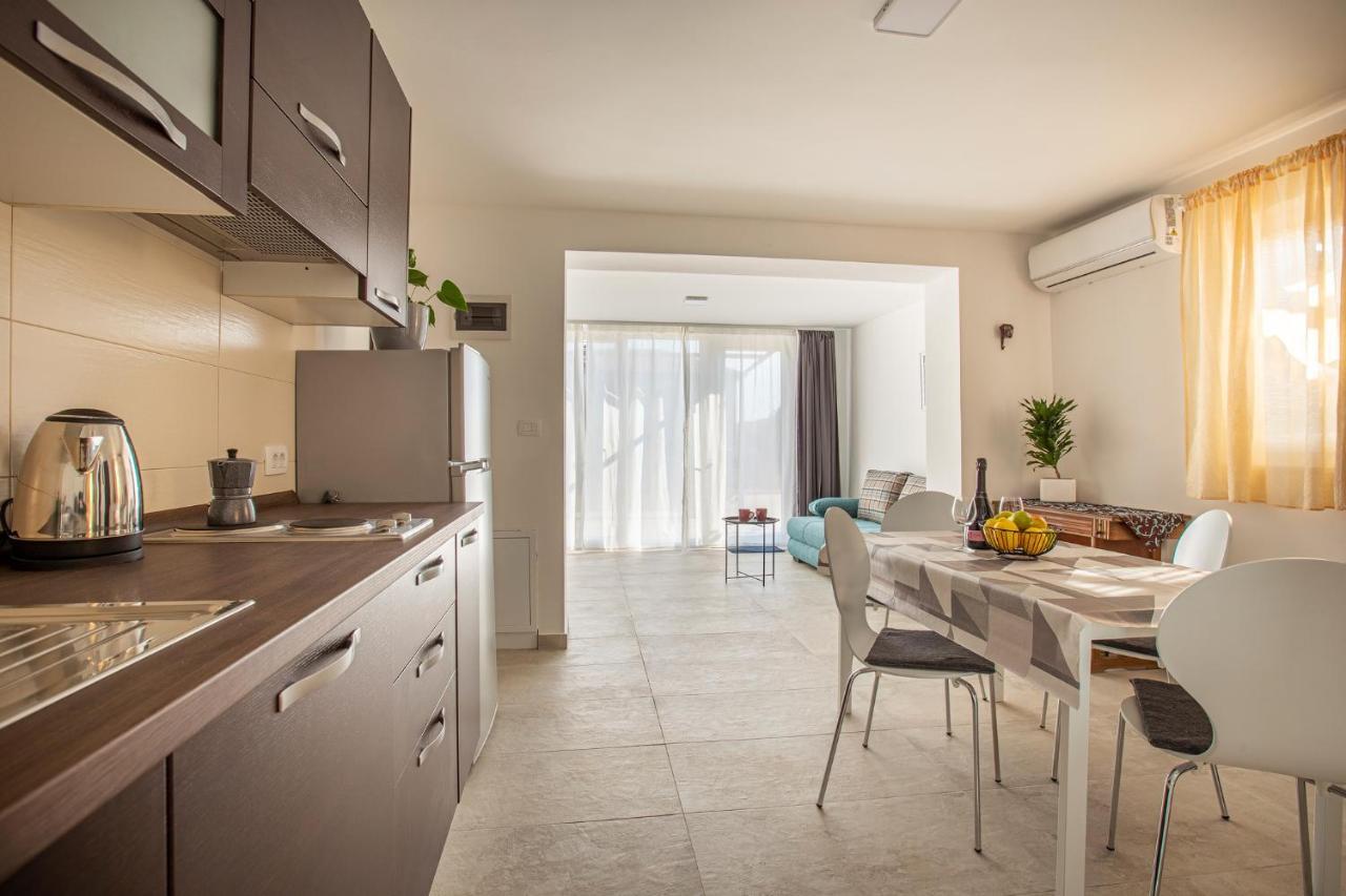 אומאג Apartaments Punta Relax מראה חיצוני תמונה