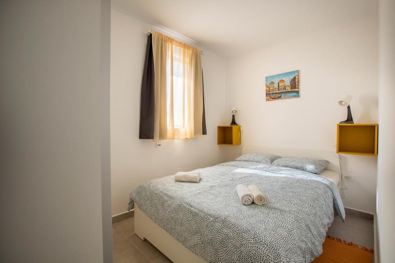 אומאג Apartaments Punta Relax מראה חיצוני תמונה