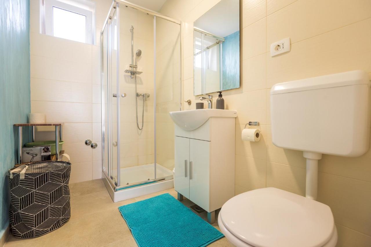 אומאג Apartaments Punta Relax מראה חיצוני תמונה