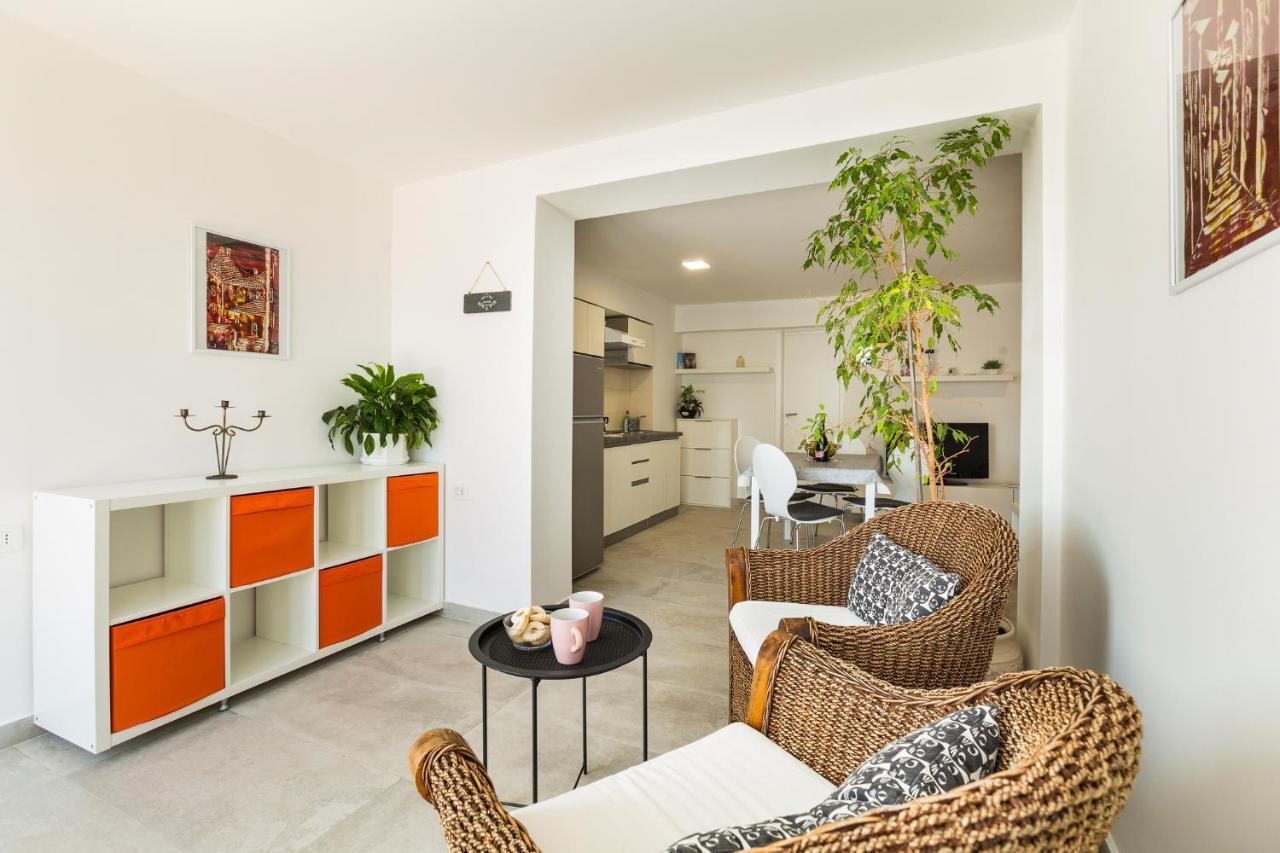 אומאג Apartaments Punta Relax מראה חיצוני תמונה